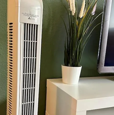 Gemuetliche Wohnung, Im Zentrum Von Krefeld