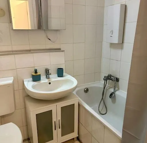 Lejlighed Gemuetliche Wohnung, Im Zentrum Von *