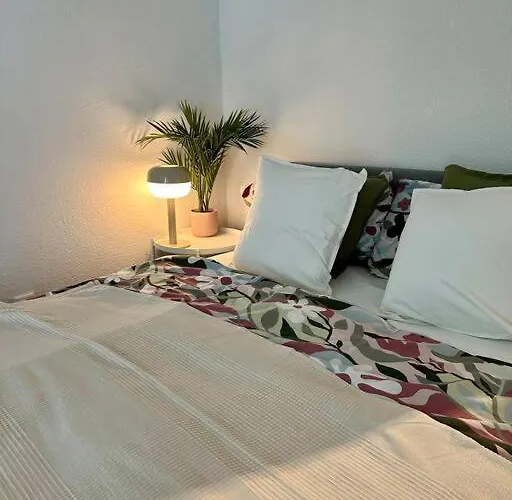 Gemuetliche Wohnung, Im Zentrum Von Krefeld