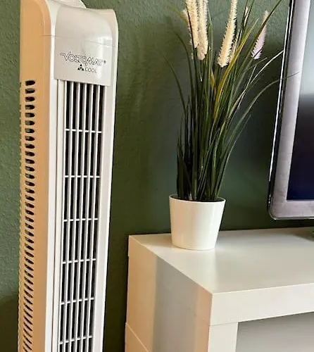 Gemuetliche Wohnung, Im Zentrum Von Krefeld